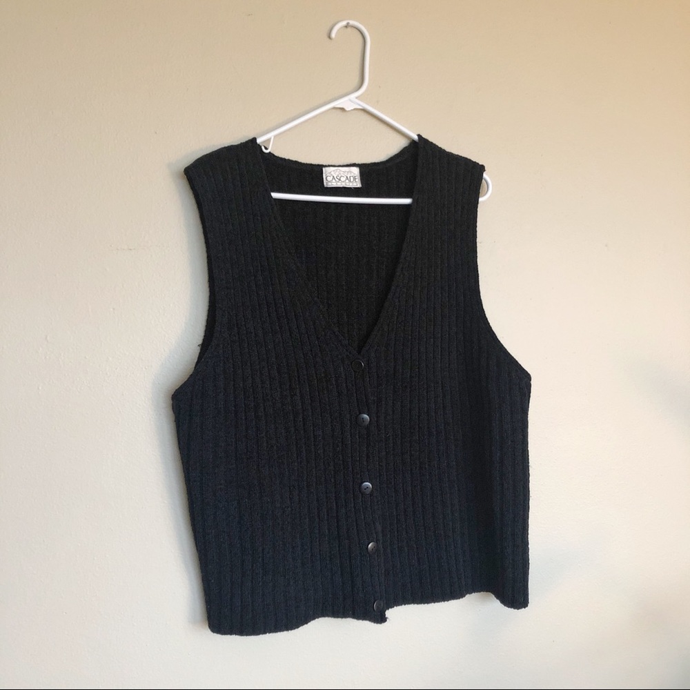 Vintage 90’s Black Button Up Vest